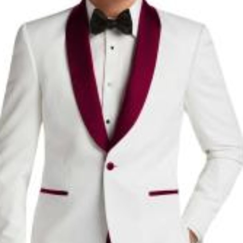 Suit - Picture 2 of 5